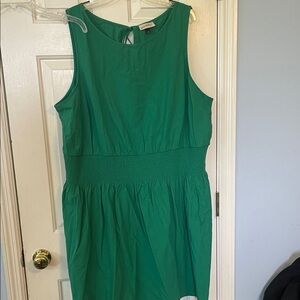 Universal Thread Emerald Green Sleeveless Midi Dress